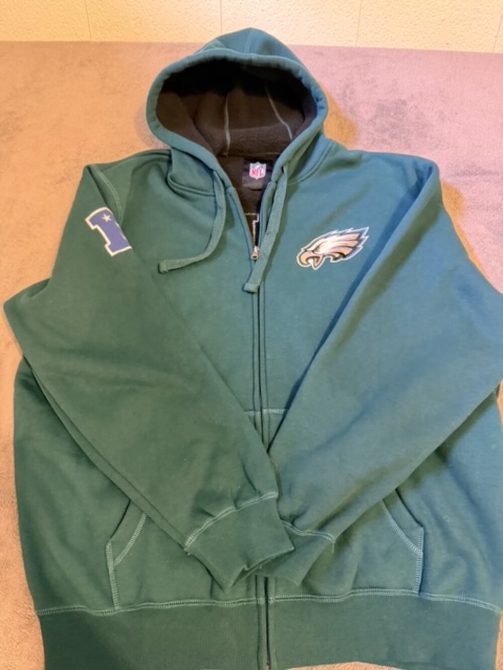 Philadelphia Eagles men's full-zip hoodie in midnight green. Men's size XXL